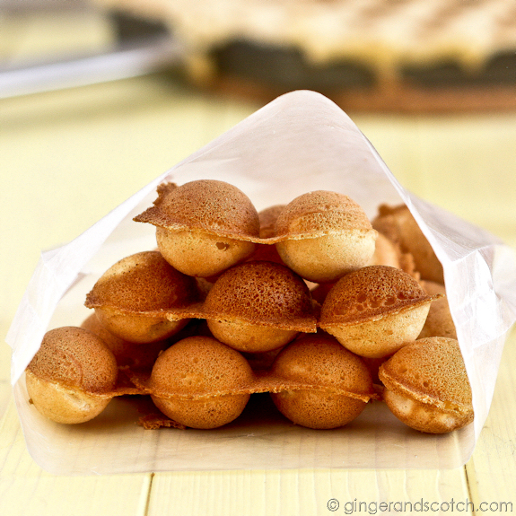 Hong Kong Egg Cakes (Gai Daan Jai) aka Hong Kong Egg Waffles, Hong Kong Eggettes, Hong Kong Egg Puffs Hong Kong Egg Cakes (Gai Daan Jai) aka Hong Kong Egg Waffles, Hong Kong Eggettes, Hong Kong Egg Puffs